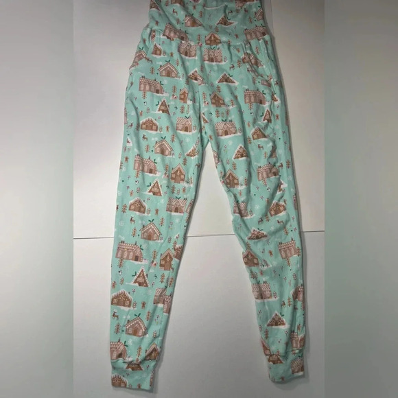 Cozy Christmas Pants w/ Gingerbread xmas Town Design - Picture 5 of 9